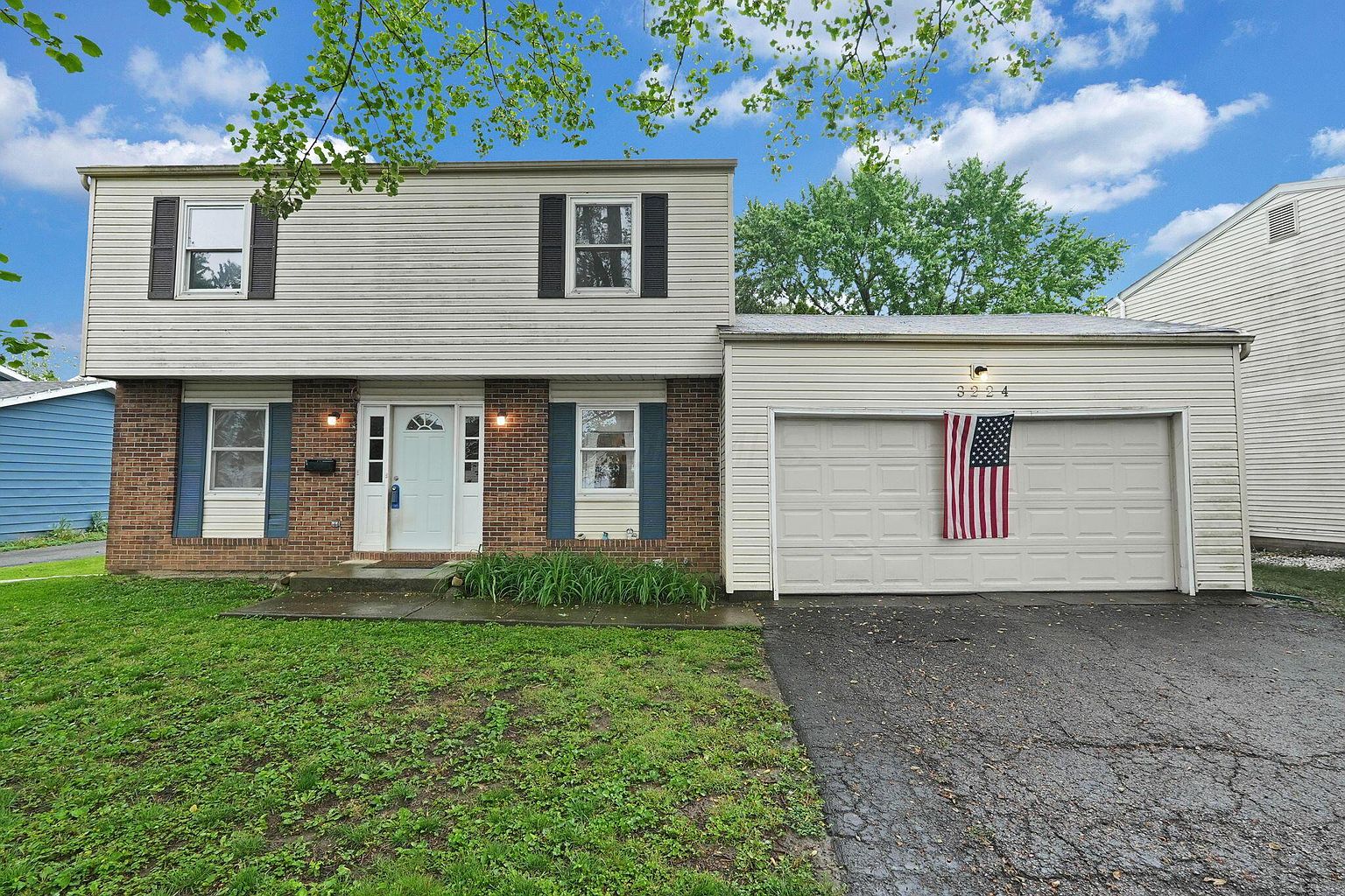 Listing photo 2 for 3224 Sundale Rd