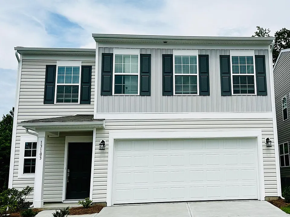13103 Hampton Bay Ln