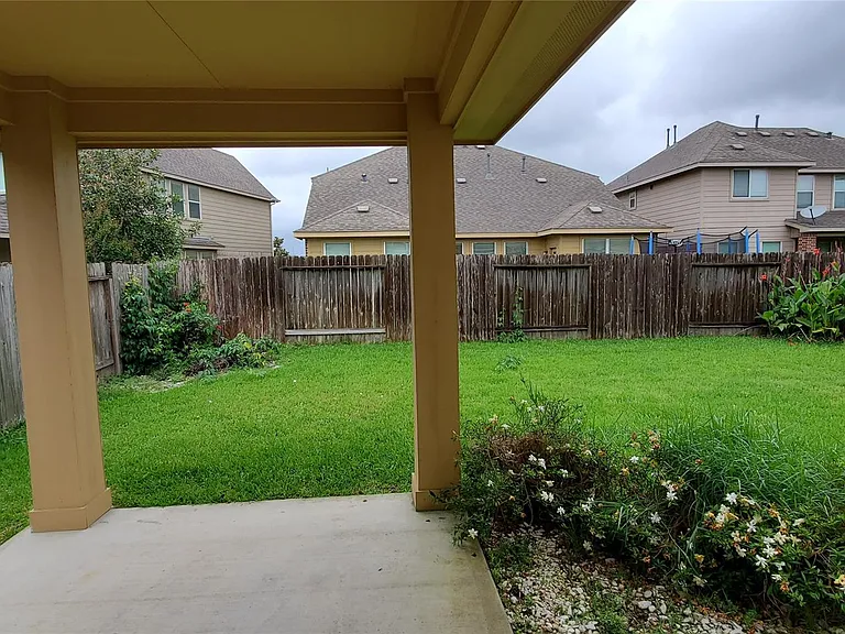 26306 Reston Hill Ln — Photo 32
