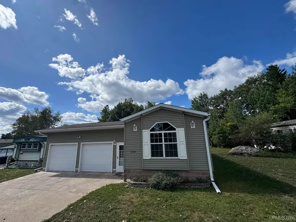 W8007 S Us Highway 2/141, Iron Mountain, MI 49801