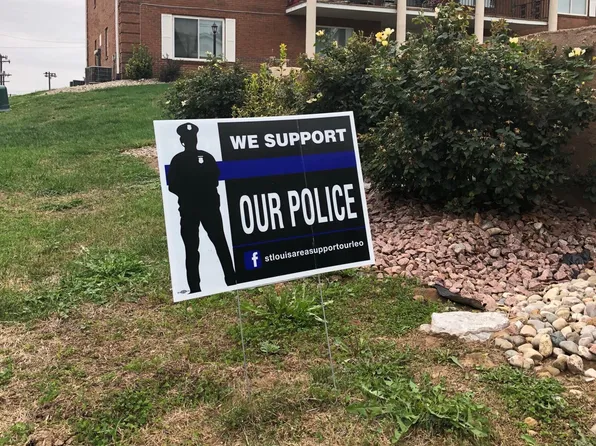 213 Anderson Ln, Shiloh, IL