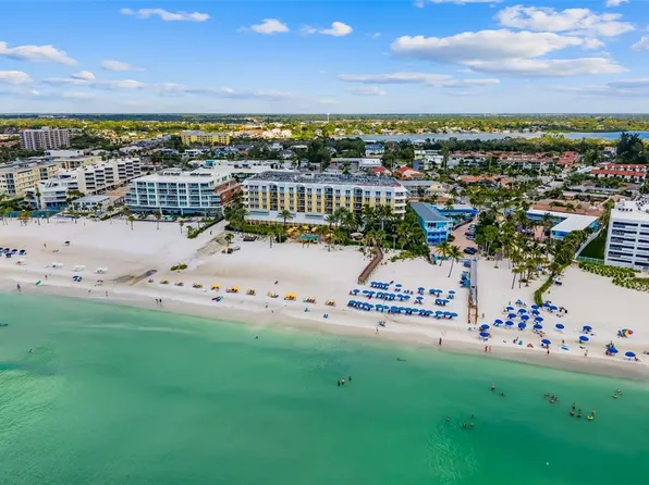 915 Seaside Dr #407, Sarasota, FL 34242
