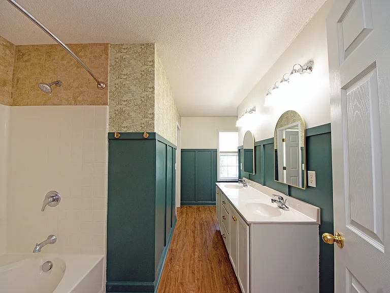 1112 Huff Dr — Photo 19