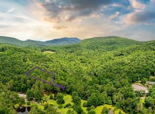 Moonlight Ln, Highlands, NC 28741