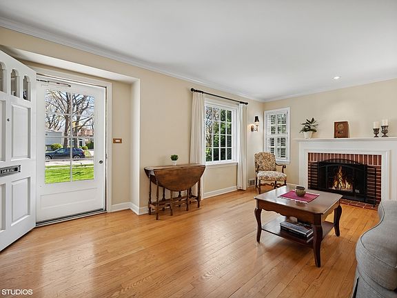 3rd image of 1338 Sunnyside Ave