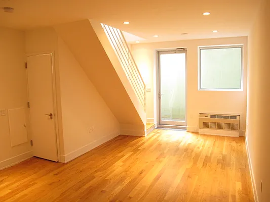 Rented by Residents Team | media 48