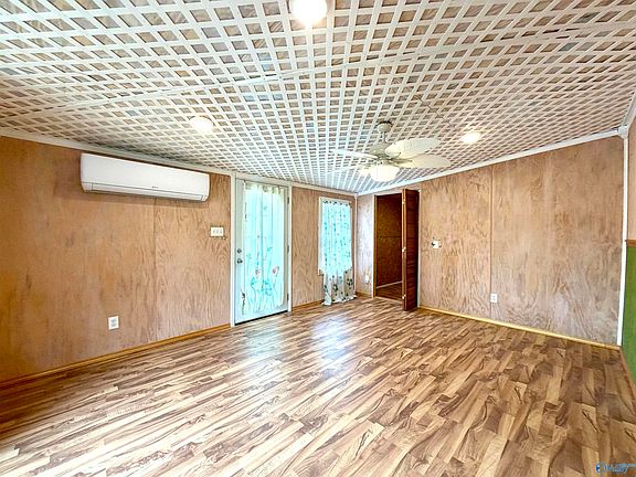 4th image of 2523 Shore Dr
