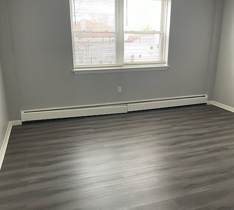 4th image of 30 Gillett St APT 2A