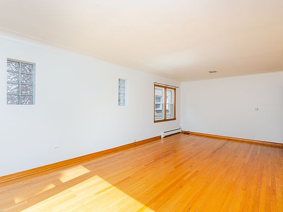 4th image of 5063 N Menard Ave #1