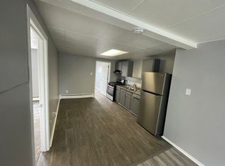 34 Academy St #1F, Rensselaer, NY 12144