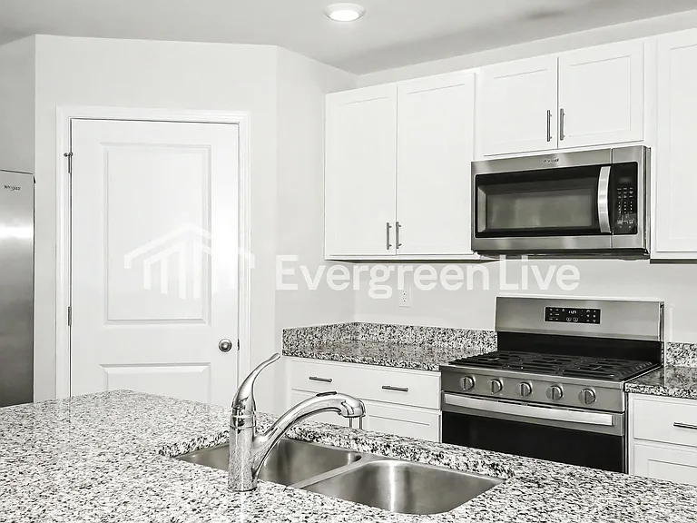 1212 Beechridge Ct — Photo 7