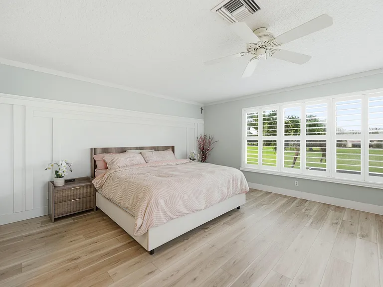 2 Monterey Pointe Dr — Photo 15