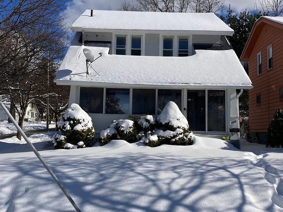 1st image of 627 Sanford Ave