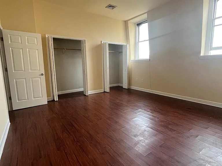 334 S Broad St #3 — Photo 11