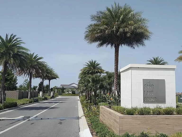 7401 Alpine Butterfly Ln — Photo 22