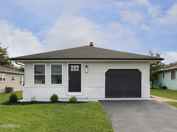 48 Harrington Dr S, Toms River, NJ 08757