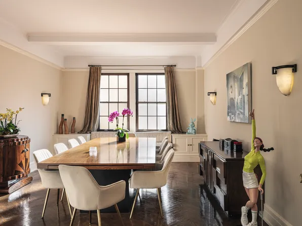 14 East 75th Street image 3 of 11