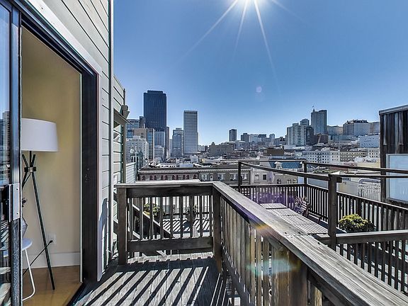 3rd image of 1133 Kearny St APT 4