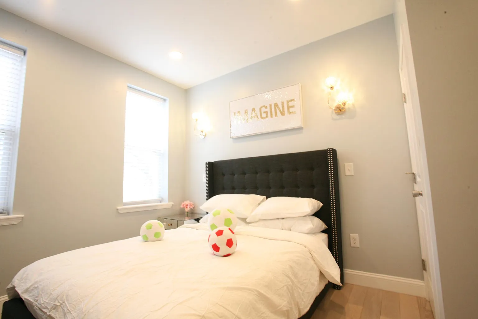 3623 Warren St photo 1
