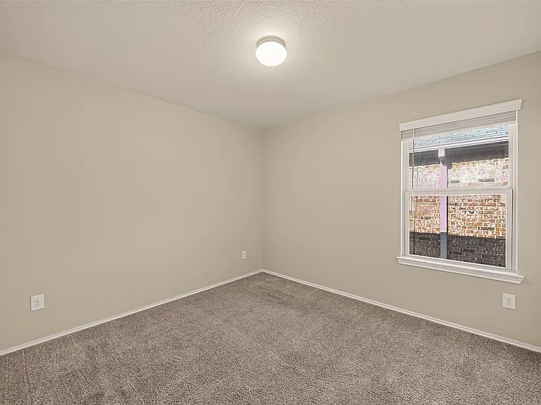 21422 Chester Cliff Ln — Photo 29