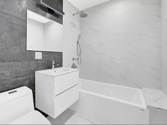 4th image of 925 Bushwick Ave #Penthouse A
