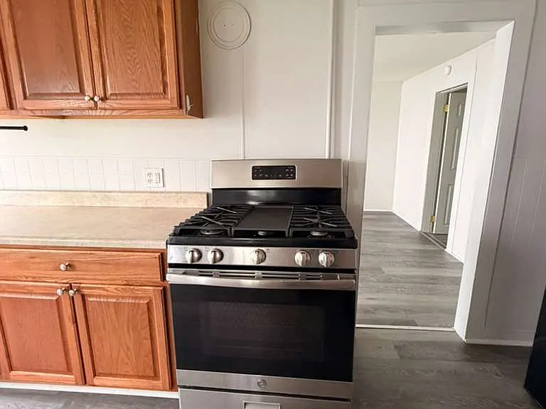 778 3rd Ave #1 — Photo 4