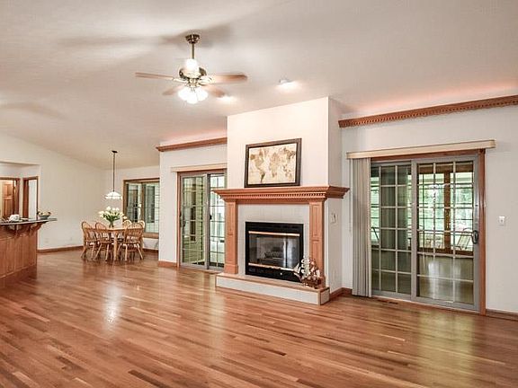 5th image of 4714 S Nicole Dr