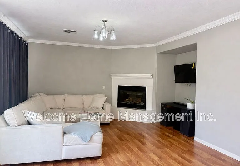 6011 Daffodil Dr — Photo 7