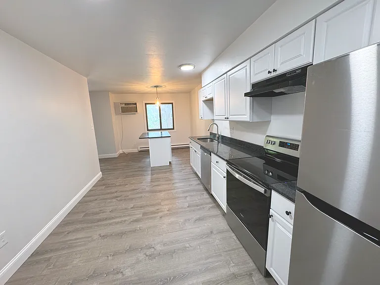 400 Campbell Cir #G-23 — Photo 3