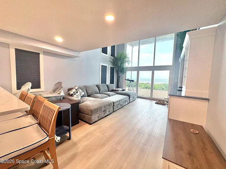 5050 Ocean Beach Blvd #301 — Photo 10