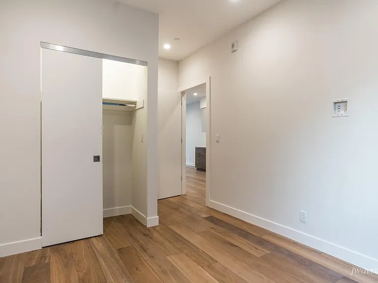 25 Grace St #101 — Photo 13