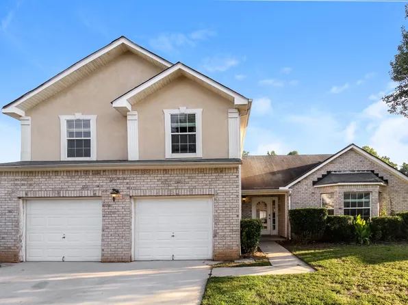 824 Brisley Cir, Hampton, GA 30228