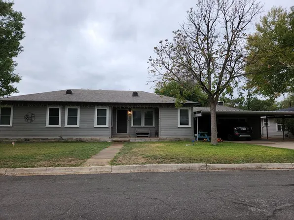 705 Lee St N, Kerrville, TX 78028