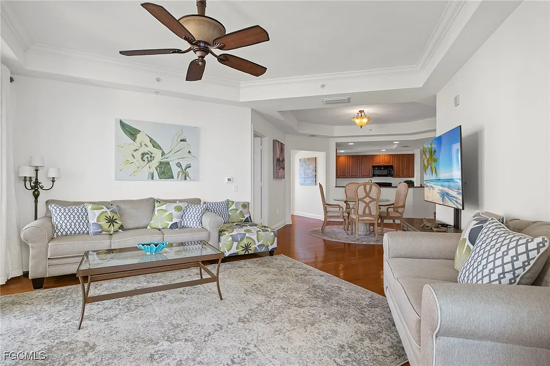3 bed, 2.0 bath, 1663 sqft, $5,500 — Photo 4