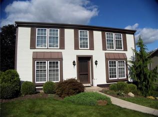 200 Parliament Dr, Coraopolis, PA 15108