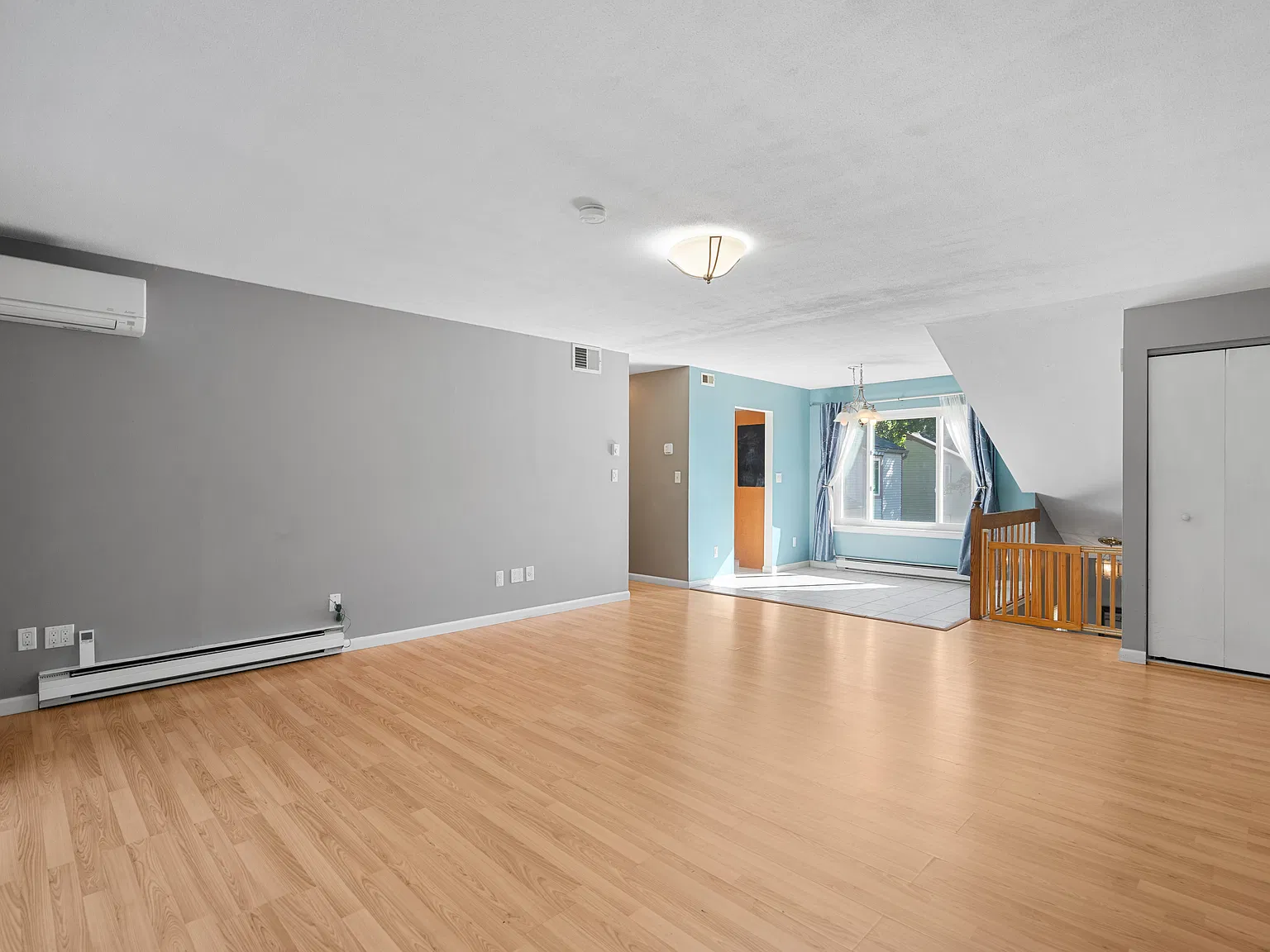 2 bed, 1038 sqft, $1,995 — Photo 4