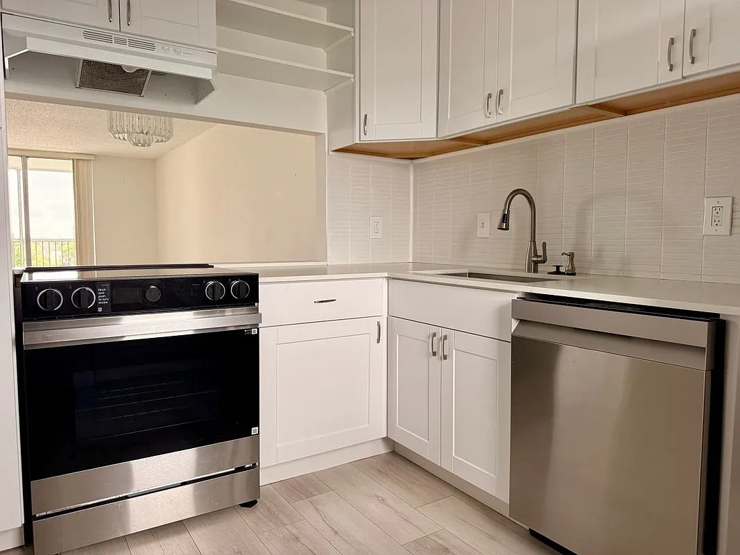 2 bed, 2.0 bath, 1050 sqft, $2,250 — Photo 1
