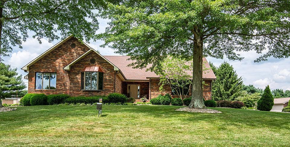 1st image of 2307 Laurel Oaks Dr