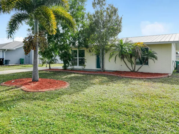 118 SW Ray Avenue, Port St Lucie, FL 34983