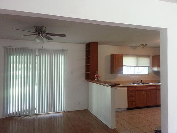 5th image of 270 Palm Dr
