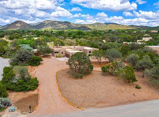 2317 Calle Halcon, Santa Fe, NM 87505