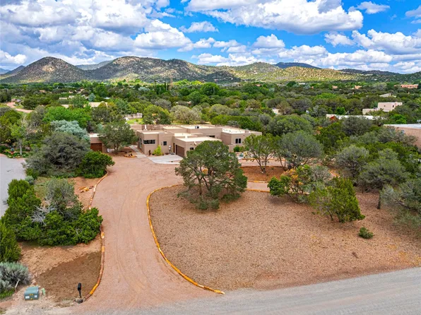 2317 Calle Halcon, Santa Fe, NM 87505