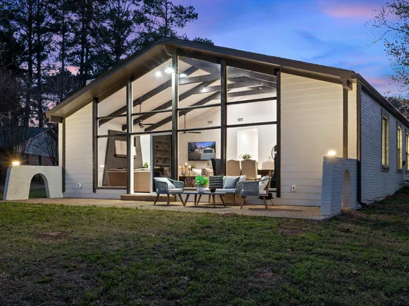 1149 Fairway Dr W, Hideaway, TX 75771