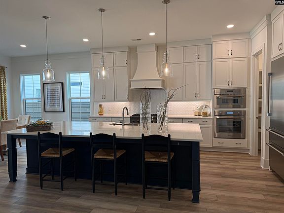 3rd image of 534 Dreher Locks Rd