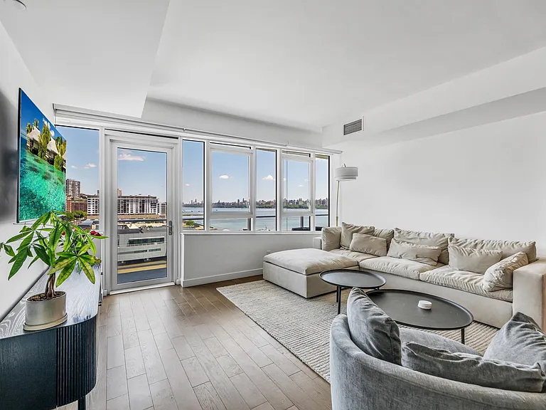 800 Avenue At Port Imperial #7030 — Photo 5