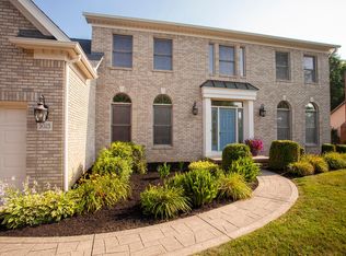3023 Nantucket Dr, Lewis Center, OH 43035