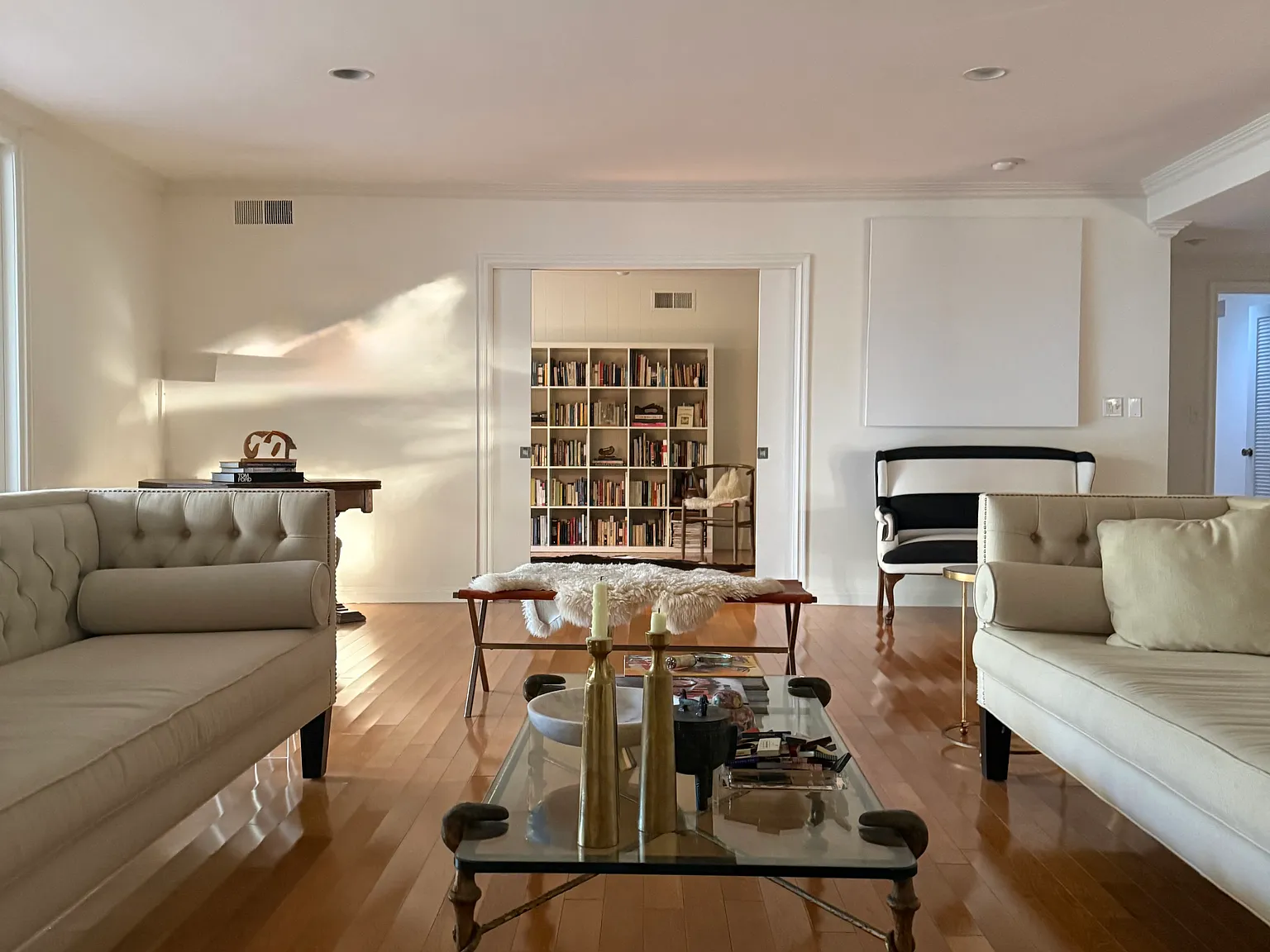 4401 Nogales Dr — Photo 3