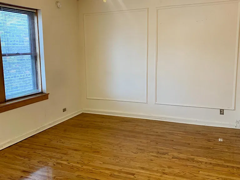 644 West Surf — Photo 17