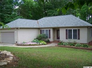 8834 Oldenburg Dr, Mount Pleasant, NC 28124
