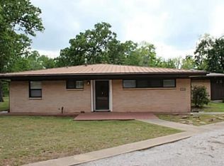 729 Shady Ln, Bryan, TX 77802